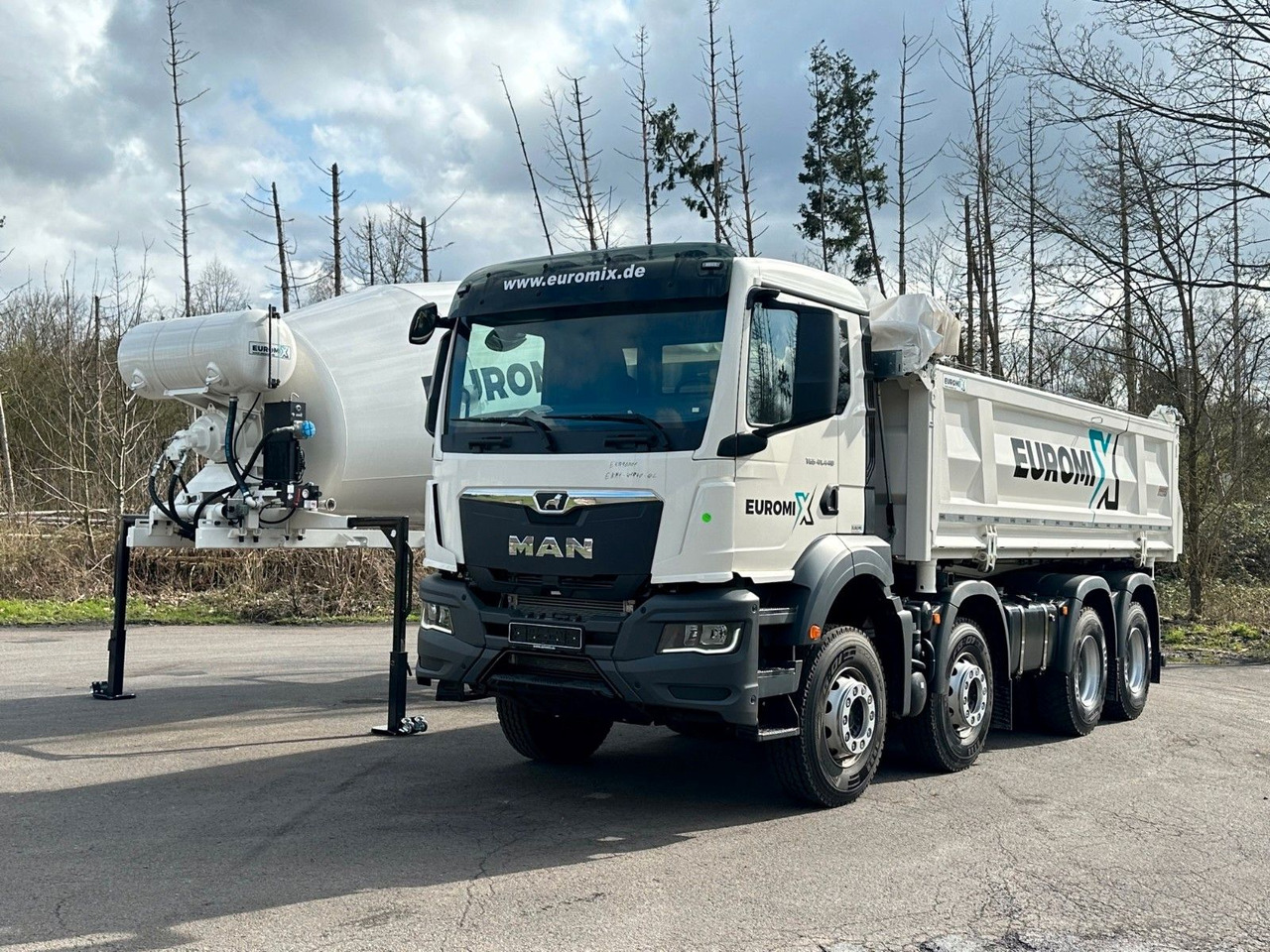 MAN TGS 41.440 8x4 WECHSELSYSTEM KIPPER+MISCHER - Kipper: das Bild 1 MAN TGS 41.440 8x4 WECHSELSYSTEM KIPPER+MISCHER - Kipper: das Bild 1