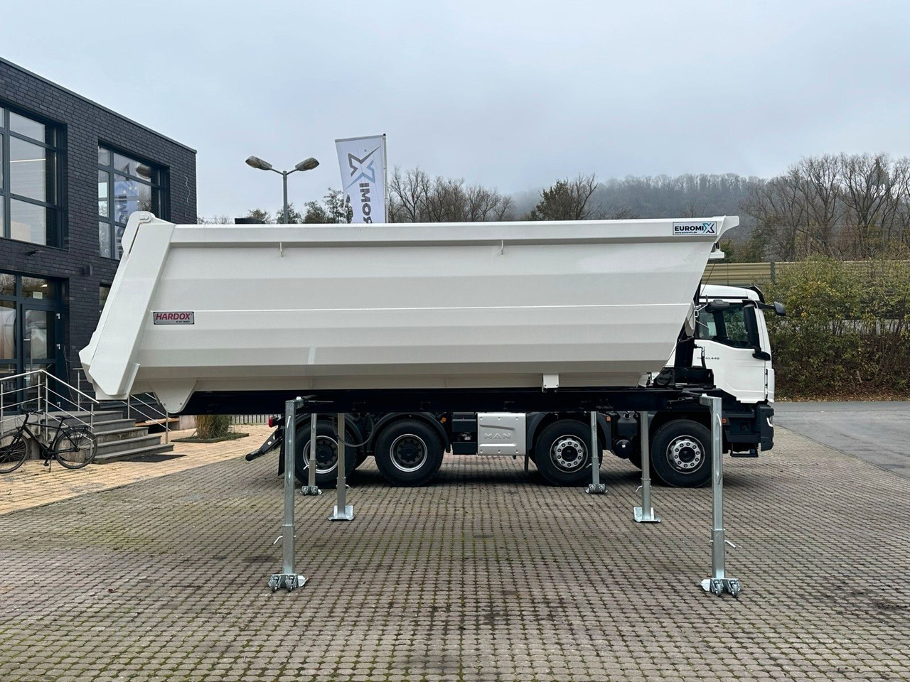 MAN TGS 41.480 8x4 WECHSELSYSTEM KIPPER+MISCHER - Fahrmischer, Kippaufbau: das Bild 4 MAN TGS 41.480 8x4 WECHSELSYSTEM KIPPER+MISCHER - Fahrmischer, Kippaufbau: das Bild 4