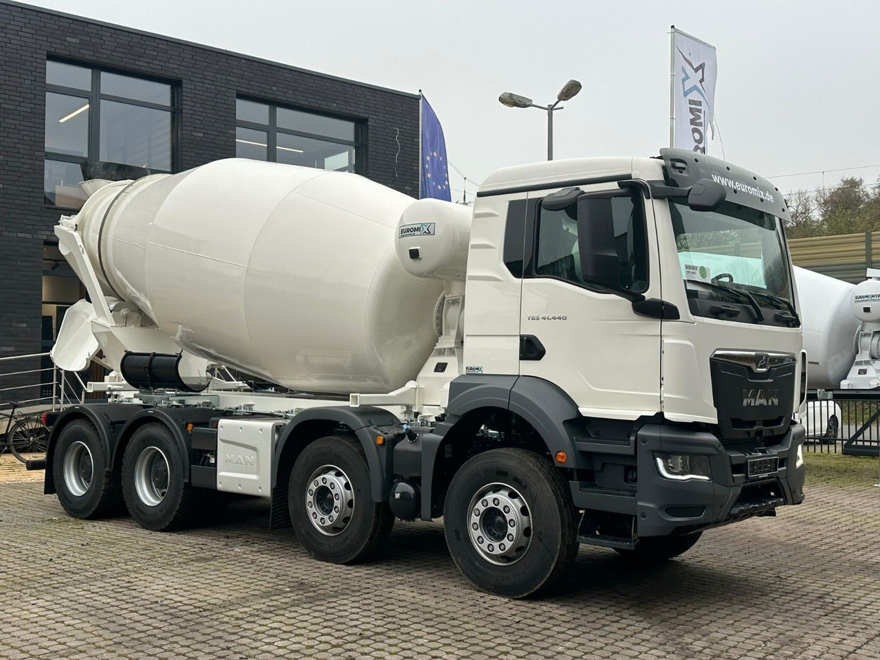 MAN TGS 41.480 8x4 WECHSELSYSTEM KIPPER+MISCHER - Kipper: das Bild 5 MAN TGS 41.480 8x4 WECHSELSYSTEM KIPPER+MISCHER - Kipper: das Bild 5