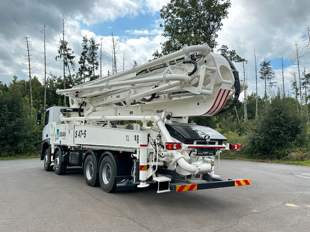 Mercedes-Benz Arocs 5 4142 8x4 SWAN TSP 47-5 160RZ ( 47m ) - Betonpumpe: das Bild 5 Mercedes-Benz Arocs 5 4142 8x4 SWAN TSP 47-5 160RZ ( 47m ) - Betonpumpe: das Bild 5
