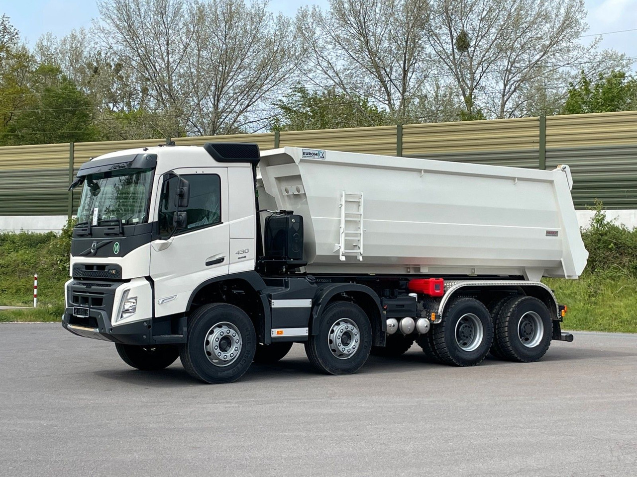 Volvo FMX 460 8x4 EuromixMTP EMK 20m³ Mulden Kipper - Kipper: das Bild 2 Volvo FMX 460 8x4 EuromixMTP EMK 20m³ Mulden Kipper - Kipper: das Bild 2