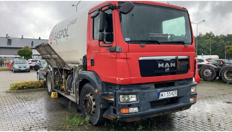 MAN TGM 18.250 4x2 15412 Liter Gas tank truck ID 2.170 - Tankwagen: das Bild 2 MAN TGM 18.250 4x2 15412 Liter Gas tank truck ID 2.170 - Tankwagen: das Bild 2