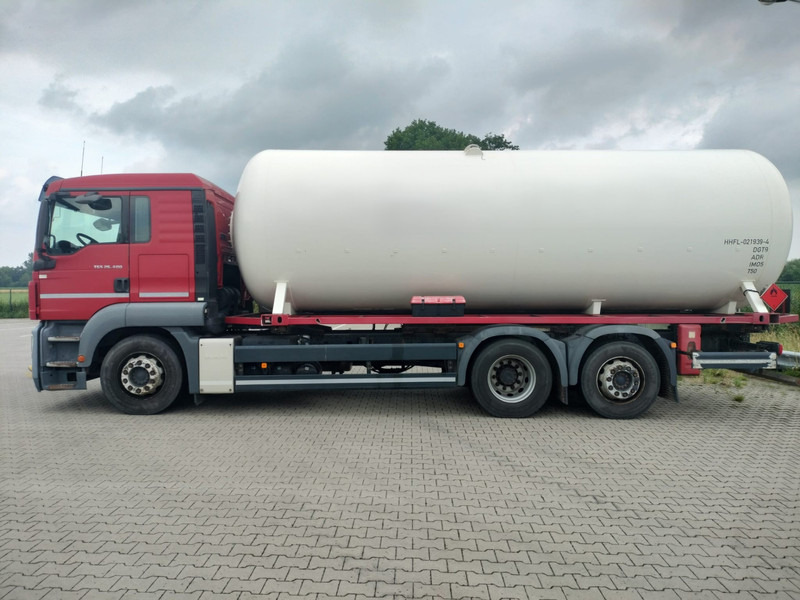 MAN TGS 26.400 6x2-4 LL 26900 Liter Gas tank truck ID 2.168 Rootselaar, flowmeter, pump - Tankwagen: das Bild 4 MAN TGS 26.400 6x2-4 LL 26900 Liter Gas tank truck ID 2.168 Rootselaar, flowmeter, pump - Tankwagen: das Bild 4