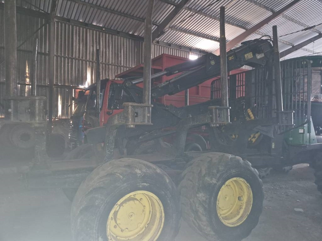 John Deere 1510 E - Forwarder: das Bild 3 John Deere 1510 E - Forwarder: das Bild 3