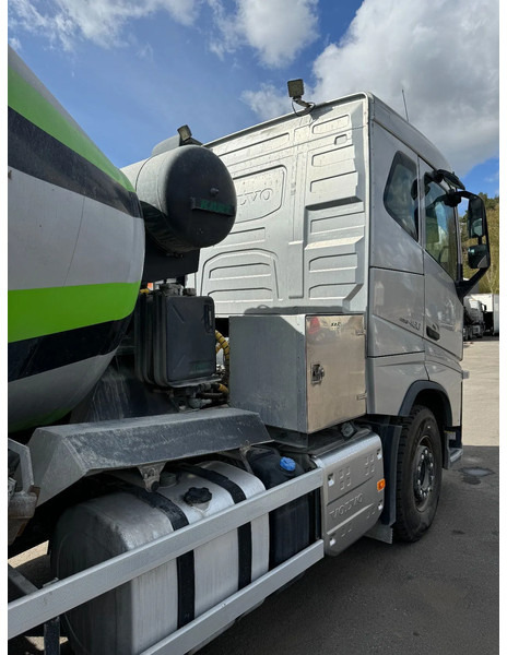 Volvo FH 460 6x2*4, Euro 6, Mixer with Hydraulic-slide, 2013 – Leasing Volvo FH 460 6x2*4, Euro 6, Mixer with Hydraulic-slide, 2013: das Bild 12