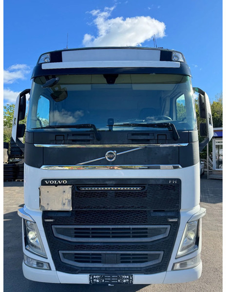 Volvo FH 540 8x2*4, ADR, Euro 6, Chassi (ex. Tank-truck), 2018 - Fahrgestell LKW: das Bild 2 Volvo FH 540 8x2*4, ADR, Euro 6, Chassi (ex. Tank-truck), 2018 - Fahrgestell LKW: das Bild 2