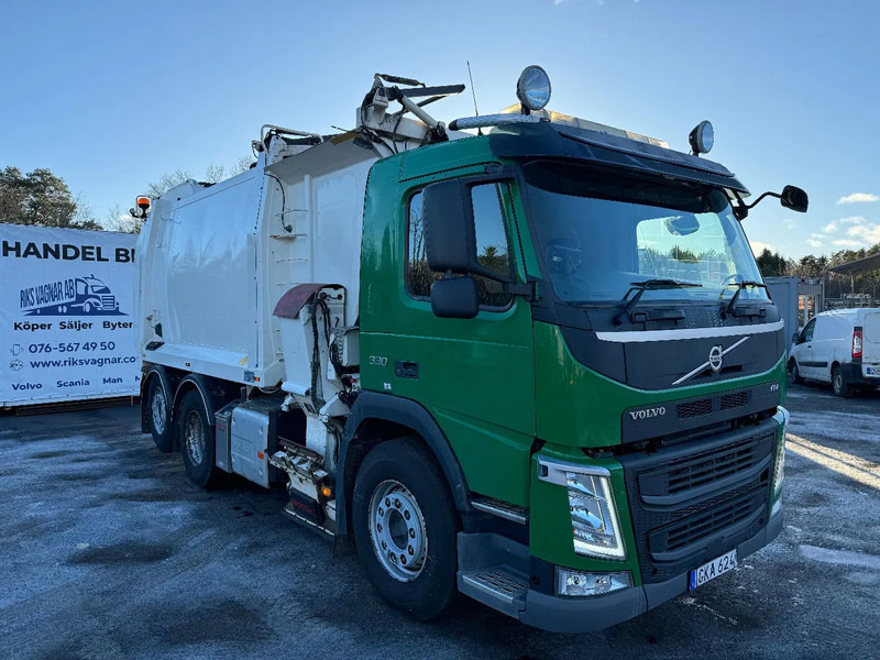 Volvo FM 330 RHD, 2-compartments & tipp, 2014 - Müllwagen: das Bild 1 Volvo FM 330 RHD, 2-compartments & tipp, 2014 - Müllwagen: das Bild 1