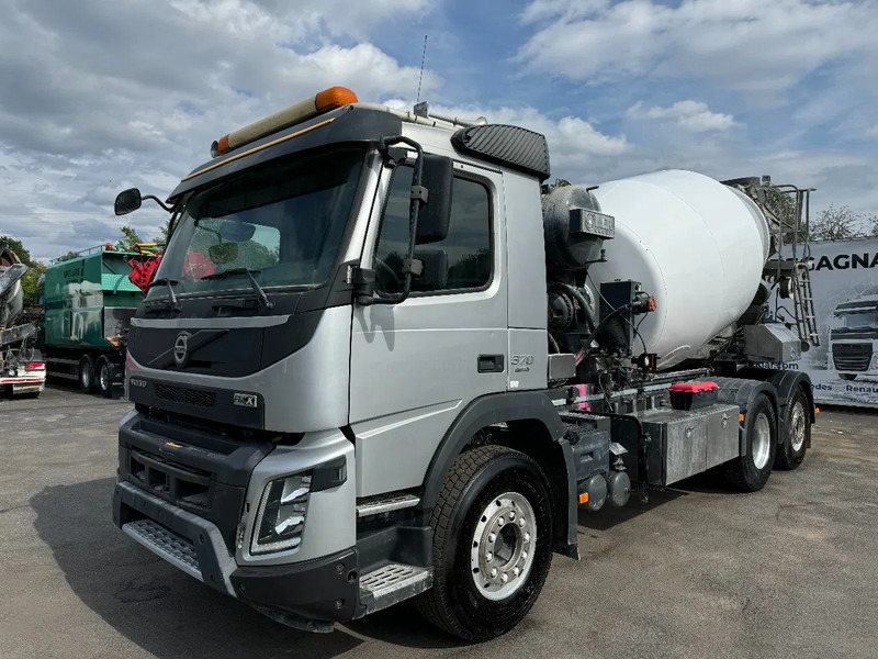Volvo FMX 370 6x2*4, Mixer + Hydraulic-slide, 2015 - Fahrmischer: das Bild 3 Volvo FMX 370 6x2*4, Mixer + Hydraulic-slide, 2015 - Fahrmischer: das Bild 3