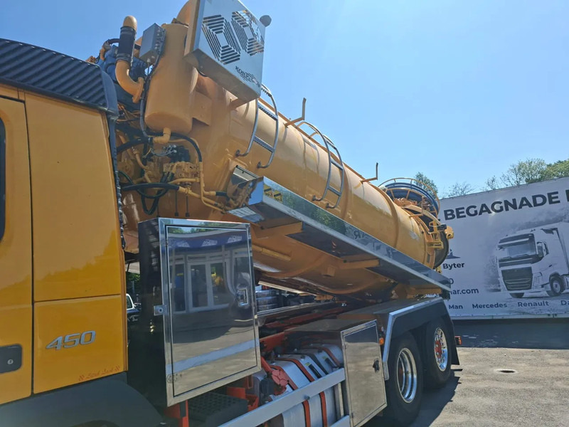 Volvo FMX 450 Combi Vacuum/Pressure 14m3 (1,5 + 12,5m3), 2017 - Saug-/ Spülfahrzeug: das Bild 4 Volvo FMX 450 Combi Vacuum/Pressure 14m3 (1,5 + 12,5m3), 2017 - Saug-/ Spülfahrzeug: das Bild 4