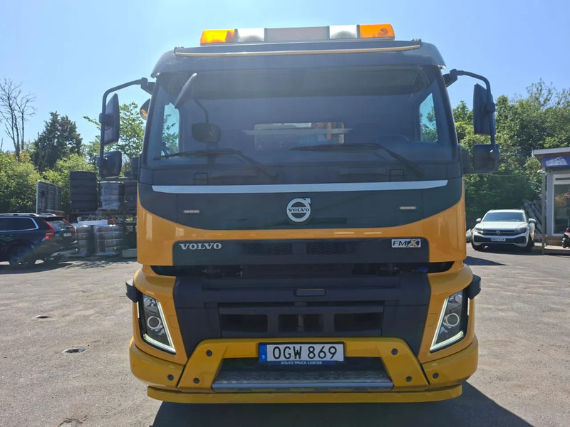 Volvo FMX 450 Combi Vacuum/Pressure 14m3 (1,5 + 12,5m3), 2017 - Saug-/ Spülfahrzeug: das Bild 2 Volvo FMX 450 Combi Vacuum/Pressure 14m3 (1,5 + 12,5m3), 2017 - Saug-/ Spülfahrzeug: das Bild 2