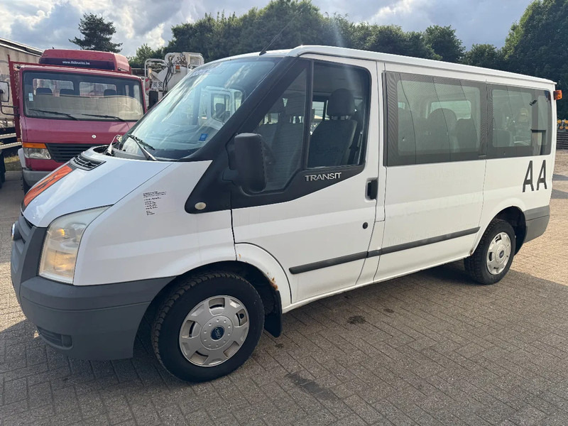 Ford **TRANSIT-9SEATS** - Bus: das Bild 3 Ford **TRANSIT-9SEATS** - Bus: das Bild 3