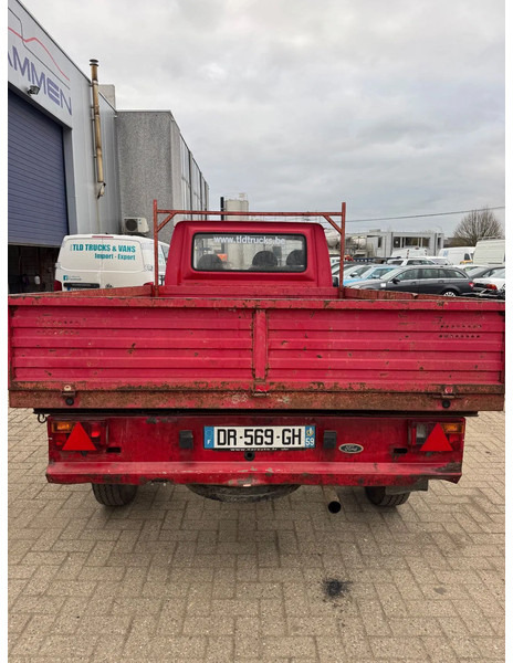 Ford Transit **FRENCH ORIGIN-DIESEL** - Pritsche Transporter: das Bild 5 Ford Transit **FRENCH ORIGIN-DIESEL** - Pritsche Transporter: das Bild 5
