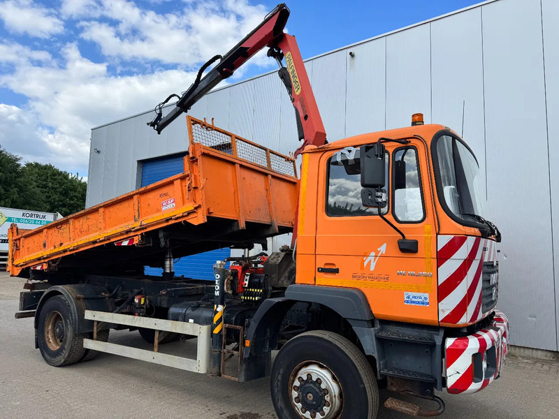 MAN ME 18.250 4X4 **4X4-TIPPER+PALFINGER PK7501-BELGIAN TRUCK** - Kipper, Autokran: das Bild 1 MAN ME 18.250 4X4 **4X4-TIPPER+PALFINGER PK7501-BELGIAN TRUCK** - Kipper, Autokran: das Bild 1