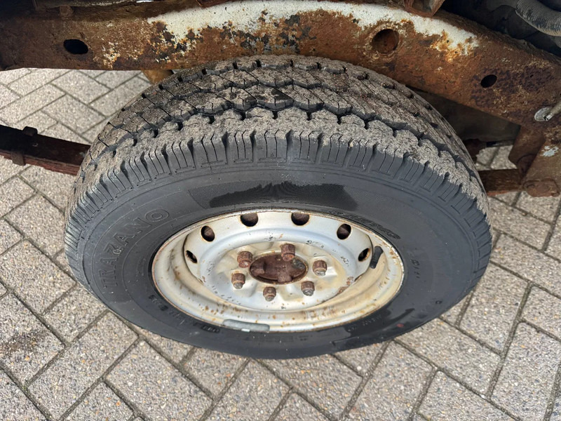 Mazda B-serie **B2200-DIESEL** - PKW: das Bild 5 Mazda B-serie **B2200-DIESEL** - PKW: das Bild 5