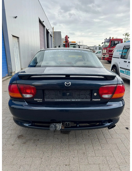 Mazda Xedos **XEDOS 6-2.0 V6-AC** - Limousine: das Bild 5 Mazda Xedos **XEDOS 6-2.0 V6-AC** - Limousine: das Bild 5