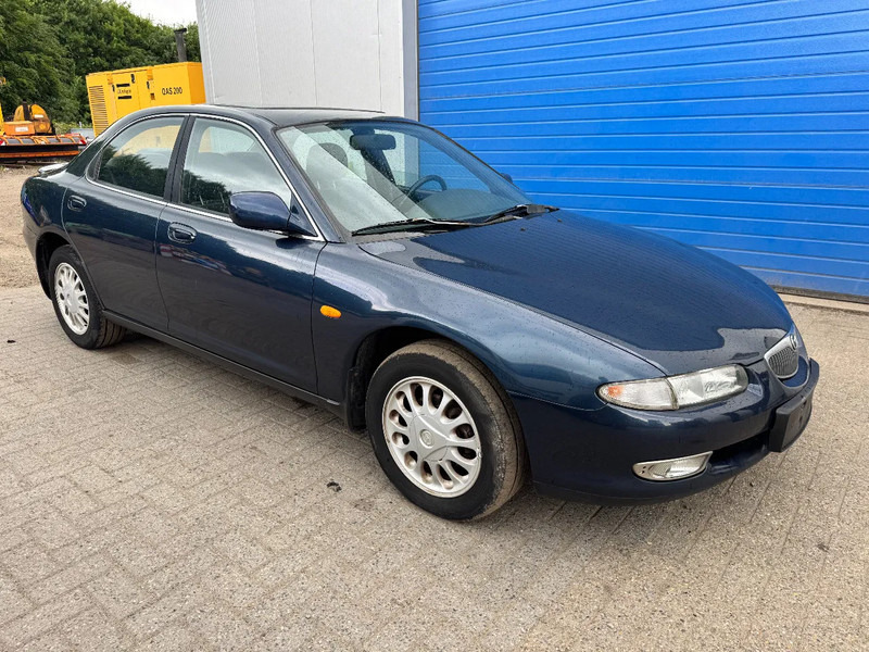 Mazda Xedos **XEDOS 6-2.0 V6-AC** - Limousine: das Bild 3 Mazda Xedos **XEDOS 6-2.0 V6-AC** - Limousine: das Bild 3