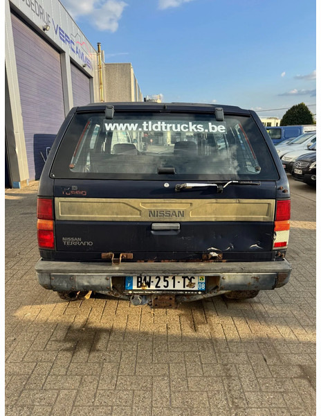 Nissan Terrano **4X4-DIESEL-LONG CHASSIS** - PKW: das Bild 5 Nissan Terrano **4X4-DIESEL-LONG CHASSIS** - PKW: das Bild 5
