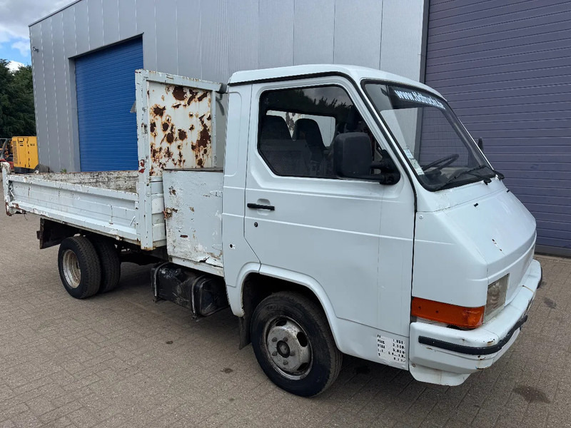 Nissan Trade **TIPPER/BENNE** - Kipper Transporter: das Bild 3 Nissan Trade **TIPPER/BENNE** - Kipper Transporter: das Bild 3