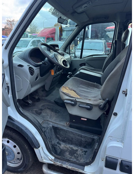 Kleintransporter, Transporter mit Doppelkabine Renault Master **DUB CAB-DCI120**: das Bild 11