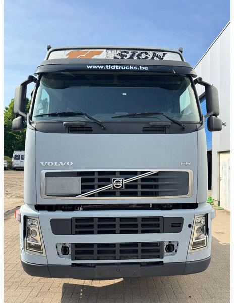 Volvo FH 440 **MANUAL GEARBOX-FRENCH TRUCK-AIRCO** - Sattelzugmaschine: das Bild 2 Volvo FH 440 **MANUAL GEARBOX-FRENCH TRUCK-AIRCO** - Sattelzugmaschine: das Bild 2