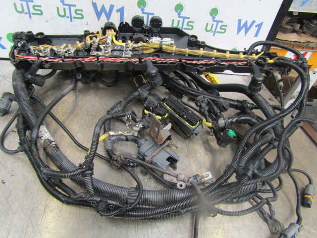 MAN TGM 340 DO836 FULL ENGINE WIRING HARNESS - Elektrische Ausrüstung für LKW: das Bild 3 MAN TGM 340 DO836 FULL ENGINE WIRING HARNESS - Elektrische Ausrüstung für LKW: das Bild 3