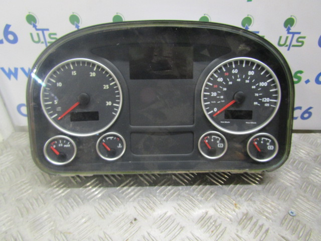 MAN TGM / TGS CLOCK CLUSTER 81.27202.6229 - Elektrische Ausrüstung für LKW: das Bild 1 MAN TGM / TGS CLOCK CLUSTER 81.27202.6229 - Elektrische Ausrüstung für LKW: das Bild 1