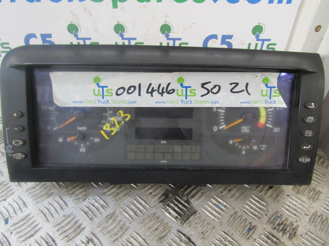 MERCEDES ATEGO 1823 CLOCK CLUSTER P/NO A001 446 5021 - Elektrische Ausrüstung für LKW: das Bild 1 MERCEDES ATEGO 1823 CLOCK CLUSTER P/NO A001 446 5021 - Elektrische Ausrüstung für LKW: das Bild 1