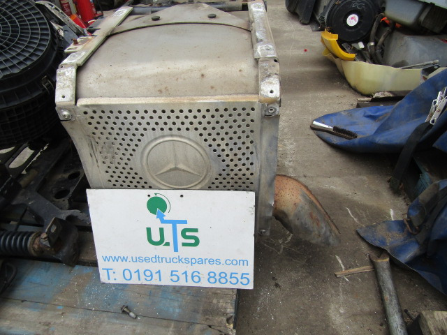MERCEDES AXOR DPF P/NO A00024900014 - Auspuff/ Abgasanlage für LKW: das Bild 1 MERCEDES AXOR DPF P/NO A00024900014 - Auspuff/ Abgasanlage für LKW: das Bild 1
