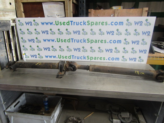 MITSUBISHI CANTER 2 PIECE PROPSHAFT 174cm LONG ML130009 / ML130280 - Federung für LKW: das Bild 2 MITSUBISHI CANTER 2 PIECE PROPSHAFT 174cm LONG ML130009 / ML130280 - Federung für LKW: das Bild 2