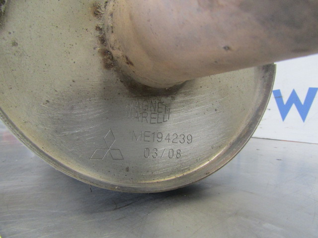 MITSUBISHI FUSO 4M50 DPF EXHAUST P/NO ME194239 - Auspuff/ Abgasanlage für LKW: das Bild 3 MITSUBISHI FUSO 4M50 DPF EXHAUST P/NO ME194239 - Auspuff/ Abgasanlage für LKW: das Bild 3