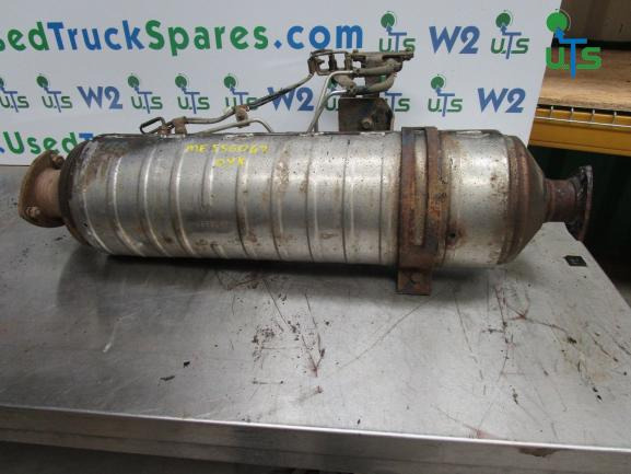 MITSUBISHI FUSO 75C CATALYST / DPF (SCR SYSTEM) P/NO ME556047 - Auspuff/ Abgasanlage für LKW: das Bild 1 MITSUBISHI FUSO 75C CATALYST / DPF (SCR SYSTEM) P/NO ME556047 - Auspuff/ Abgasanlage für LKW: das Bild 1