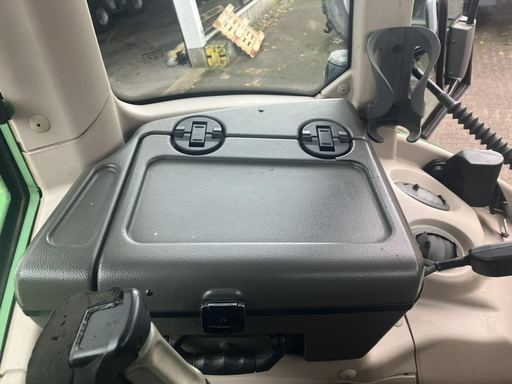 Traktor Fendt 930: das Bild 13
