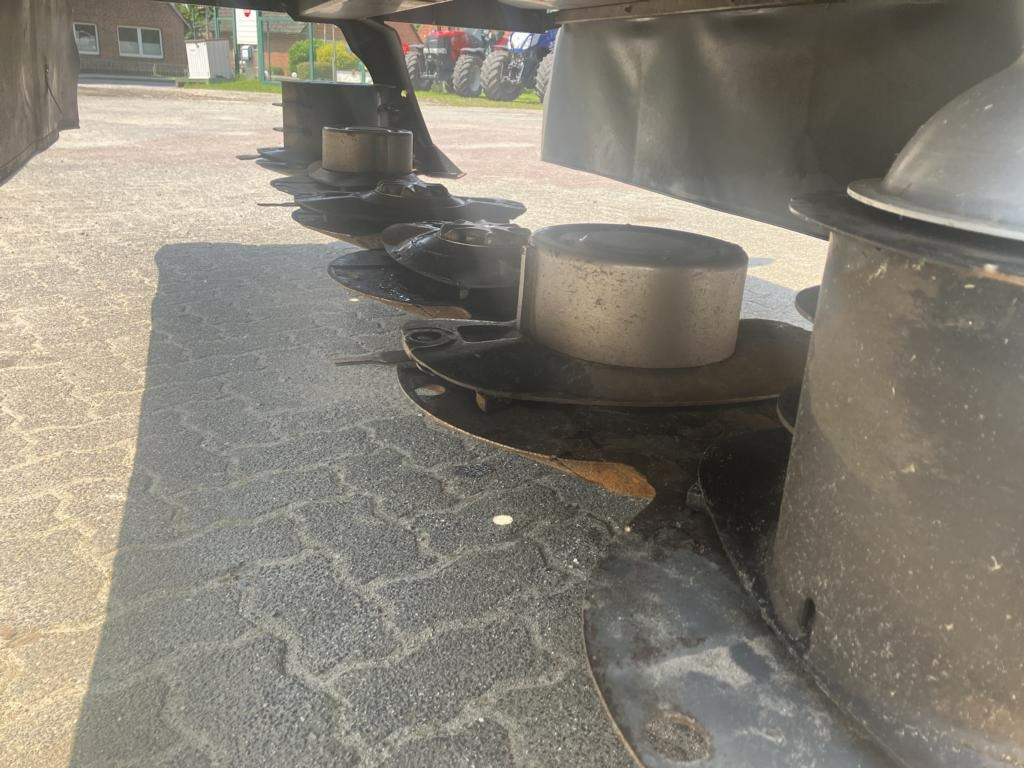 Fendt SLICER 310 FQ - Mähwerk: das Bild 3 Fendt SLICER 310 FQ - Mähwerk: das Bild 3