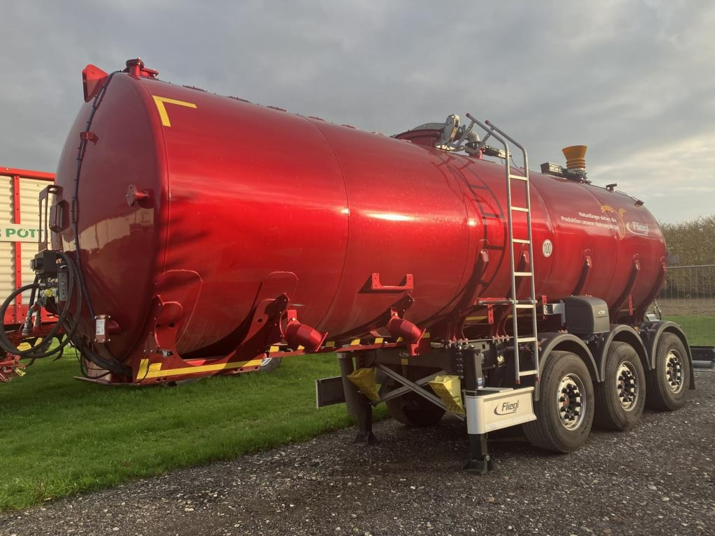Fliegl STF 27500 TRUCK-LINE - Düngetechnik: das Bild 1 Fliegl STF 27500 TRUCK-LINE - Düngetechnik: das Bild 1