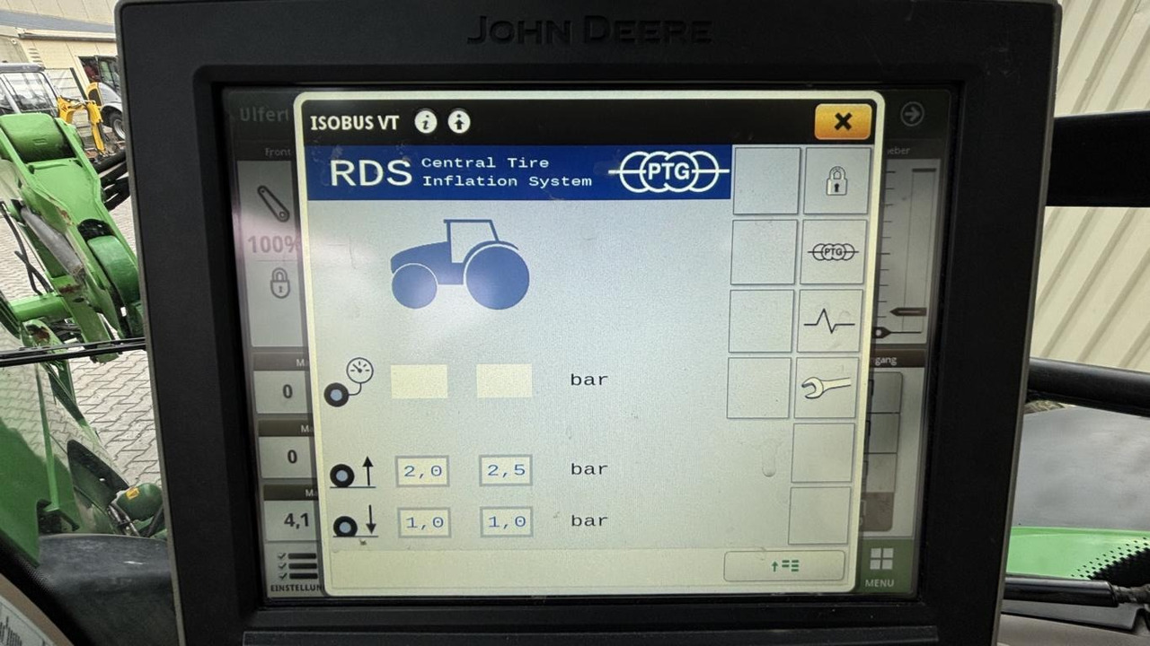 John Deere 6155R - Traktor: das Bild 2 John Deere 6155R - Traktor: das Bild 2