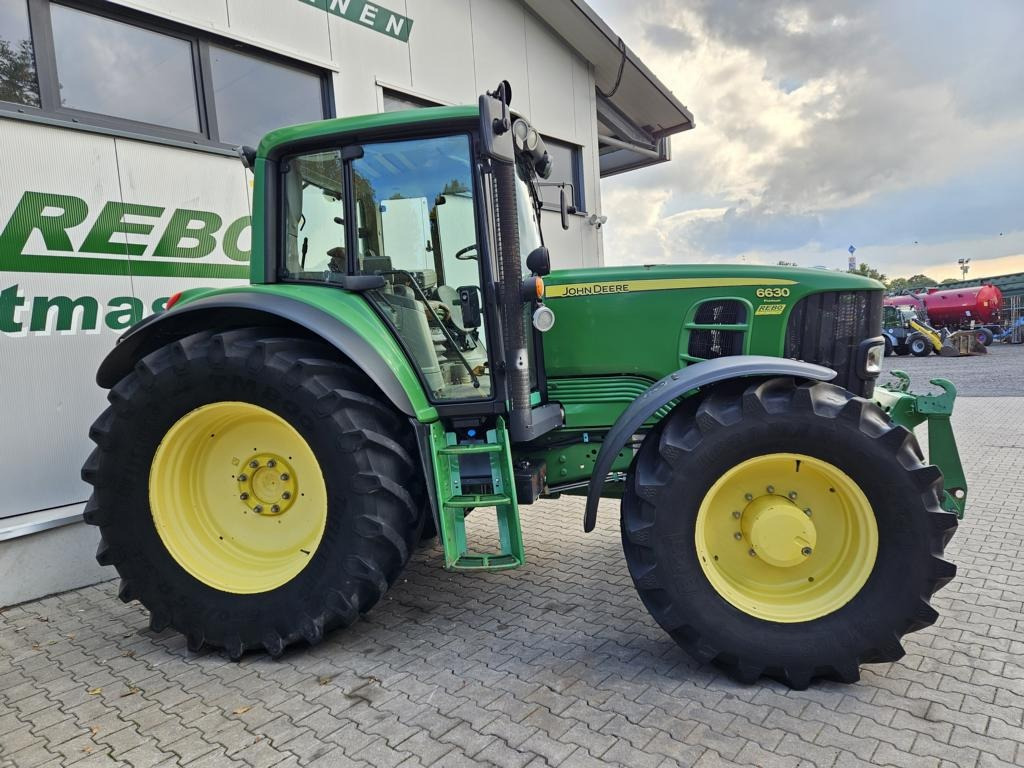 Traktor John Deere 6630 Premium: das Bild 24 Traktor John Deere 6630 Premium: das Bild 24