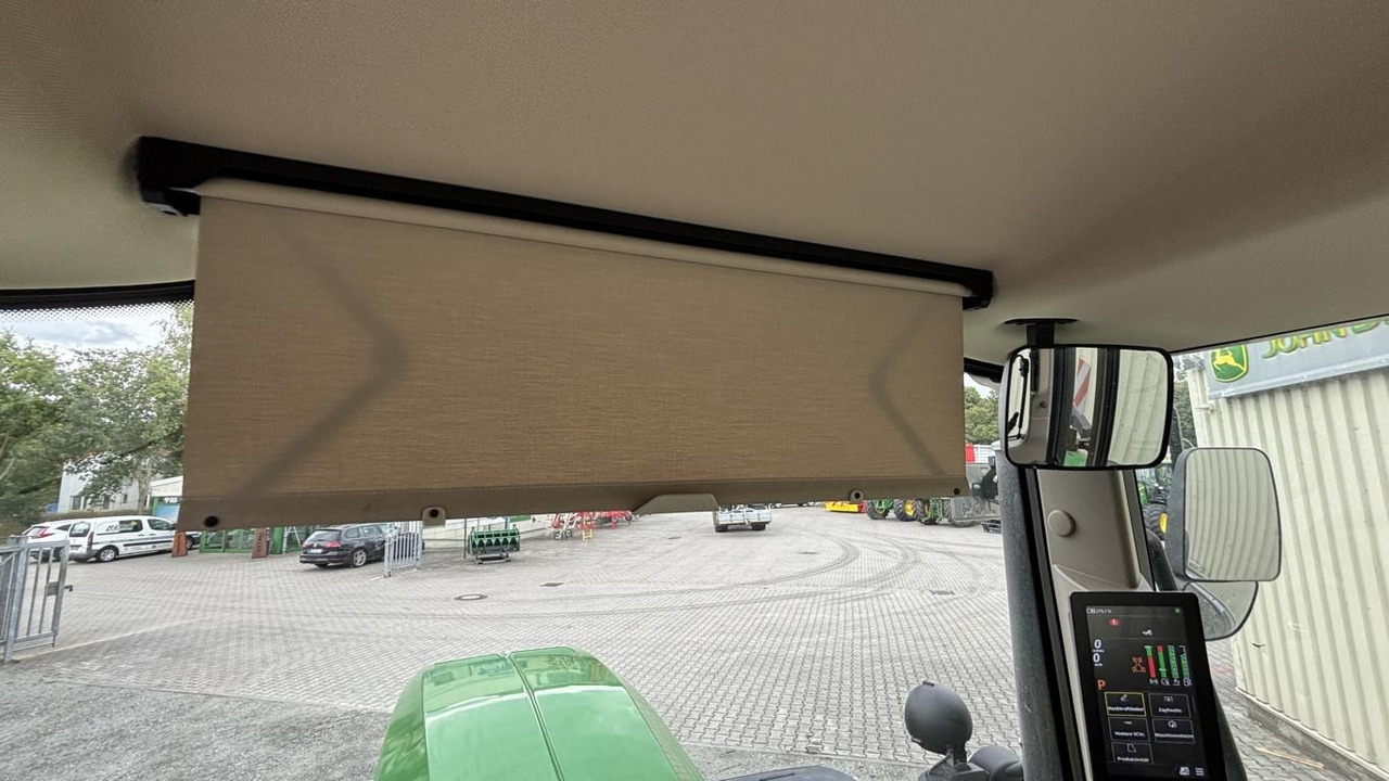 John Deere 6M240 - Traktor: das Bild 4 John Deere 6M240 - Traktor: das Bild 4