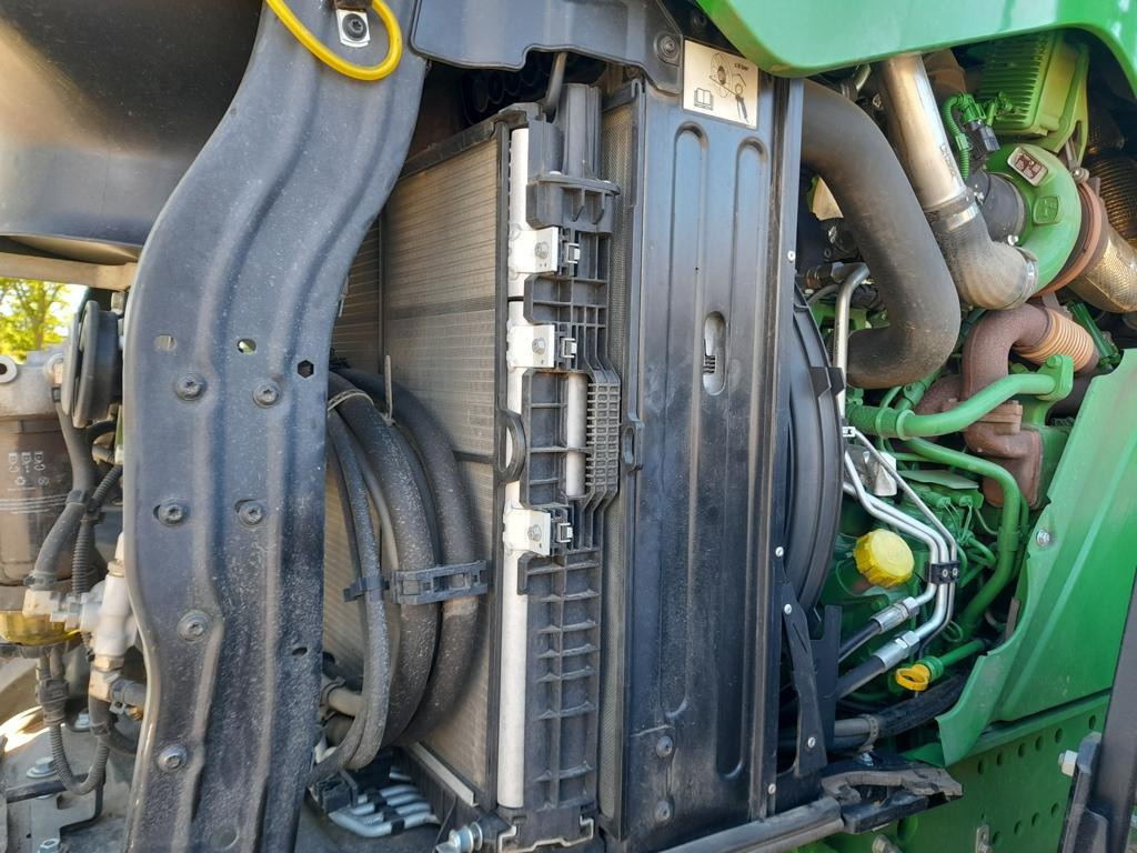 John Deere 6R185 - Traktor: das Bild 5 John Deere 6R185 - Traktor: das Bild 5