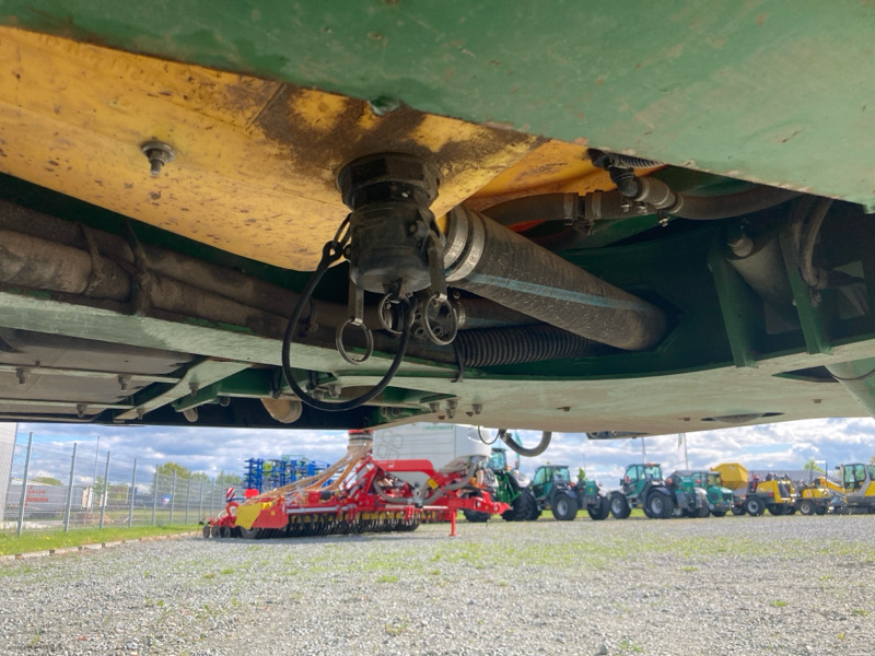 John Deere POWRSPRAY R975I - Pflanzenschutzspritze: das Bild 4 John Deere POWRSPRAY R975I - Pflanzenschutzspritze: das Bild 4