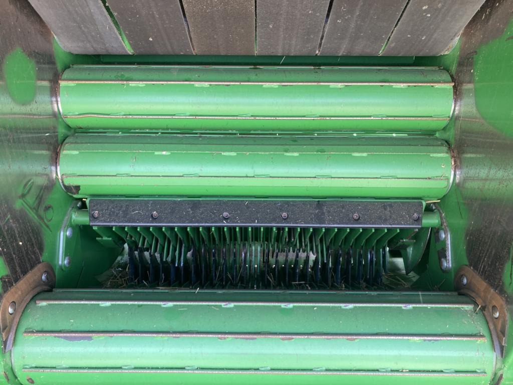 John Deere V461M - PAKET FÜR RUNDBALLENPR - Ballenwickelgerät: das Bild 4 John Deere V461M - PAKET FÜR RUNDBALLENPR - Ballenwickelgerät: das Bild 4