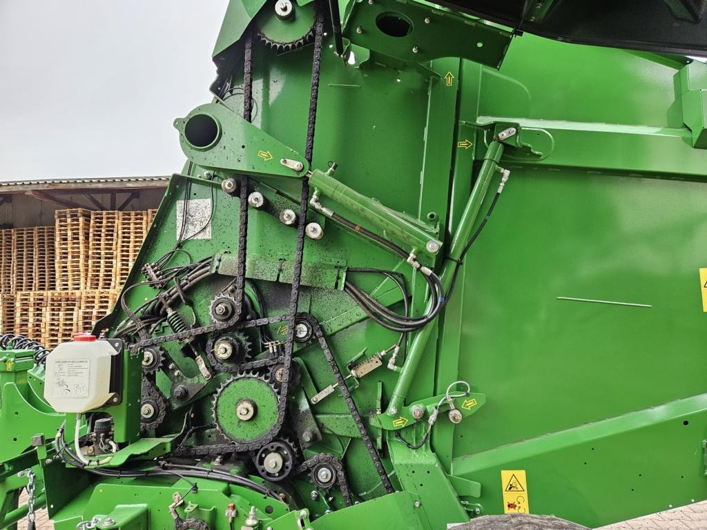 John Deere V461M - PAKET FÜR RUNDBALLENPR - Ballenwickelgerät: das Bild 5 John Deere V461M - PAKET FÜR RUNDBALLENPR - Ballenwickelgerät: das Bild 5