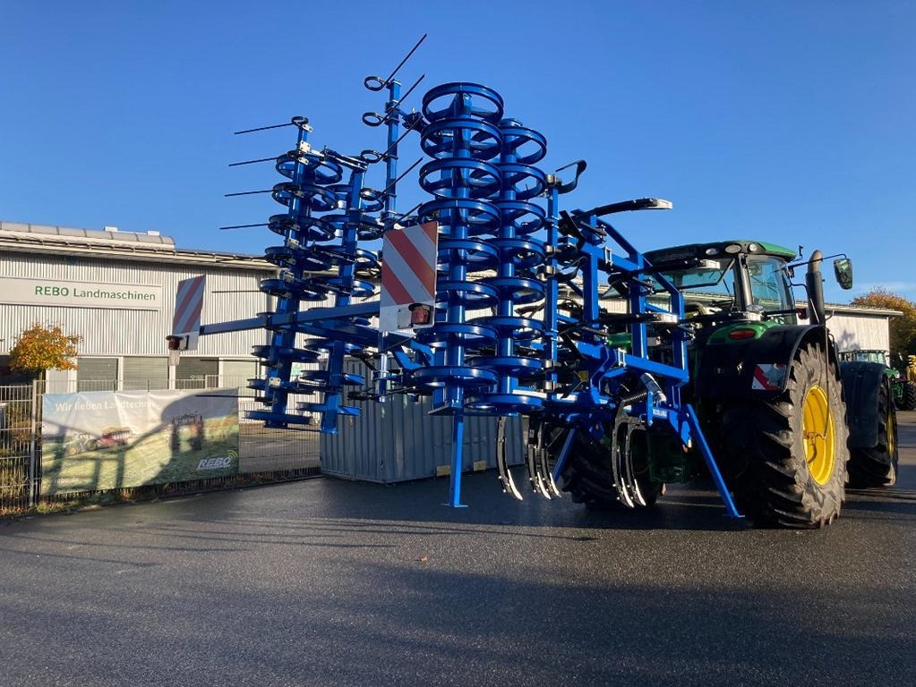 Köckerling TRIO 400 - Grubber: das Bild 1 Köckerling TRIO 400 - Grubber: das Bild 1