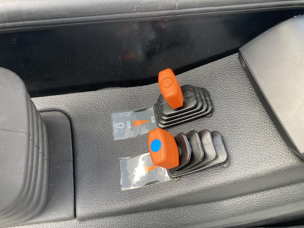 Lader neu kaufen Kramer KT 144: das Bild 12