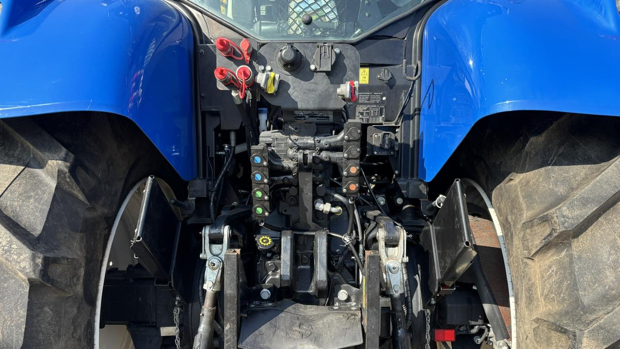 Traktor New Holland T 7.210: das Bild 19