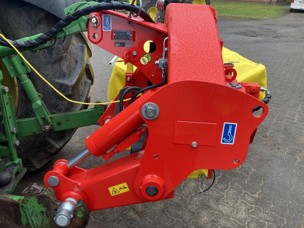 Pöttinger NOVACAT 352 - Mähwerk: das Bild 2 Pöttinger NOVACAT 352 - Mähwerk: das Bild 2