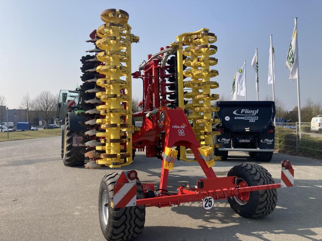 Pöttinger TERRADISC 6001 T - Scheibenegge: das Bild 2 Pöttinger TERRADISC 6001 T - Scheibenegge: das Bild 2
