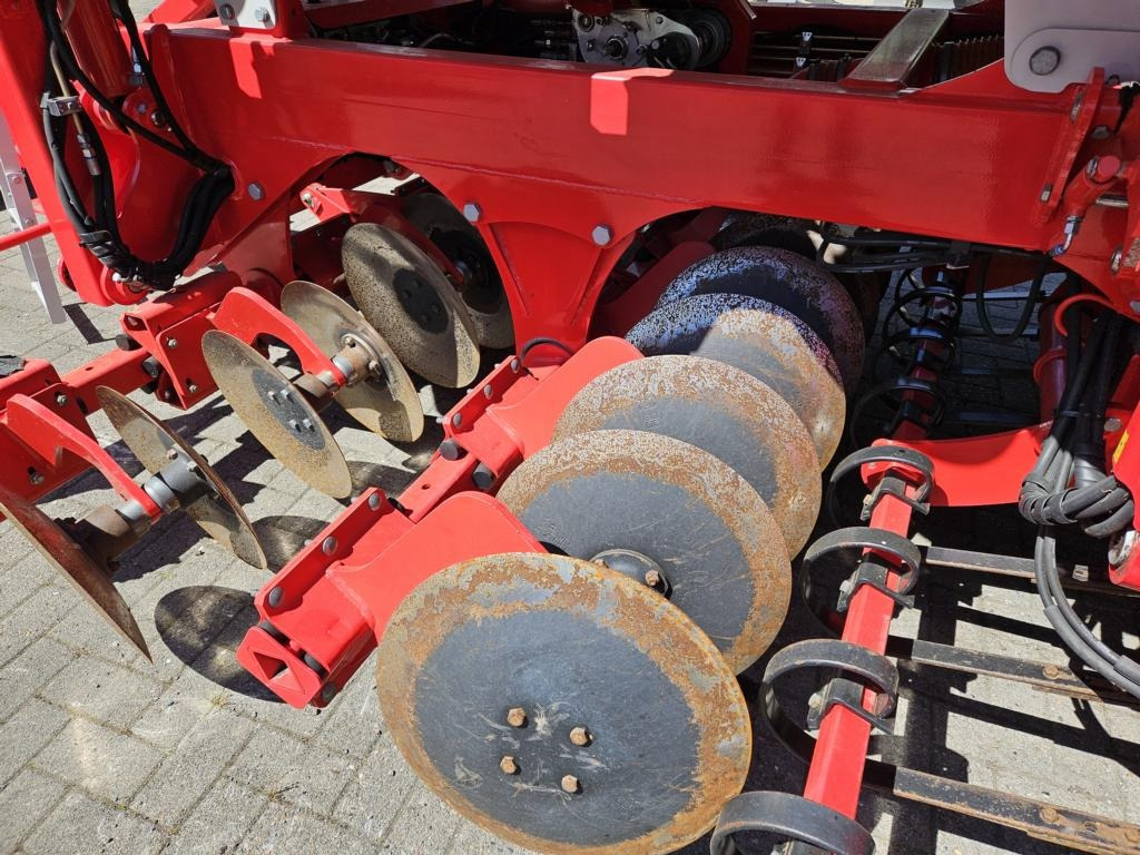 Pöttinger TERRASEM C6 - Säkombination: das Bild 2 Pöttinger TERRASEM C6 - Säkombination: das Bild 2
