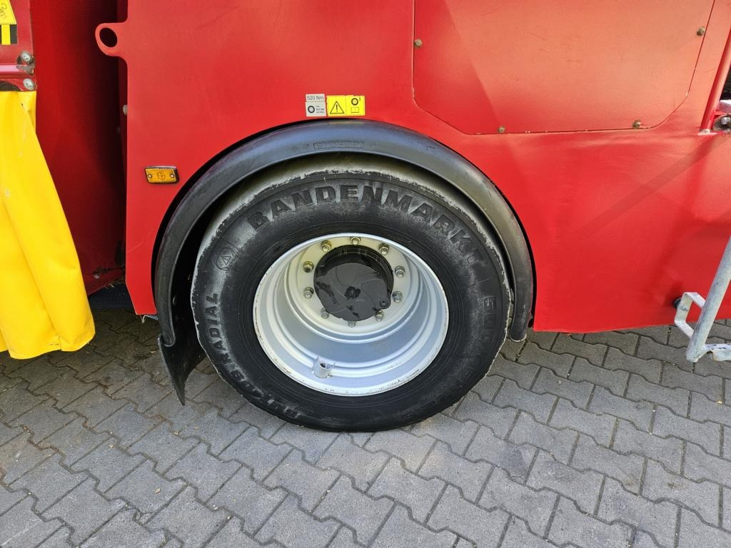 Siloking Selfline Compact 1612-13 - Futtermischwagen: das Bild 2 Siloking Selfline Compact 1612-13 - Futtermischwagen: das Bild 2