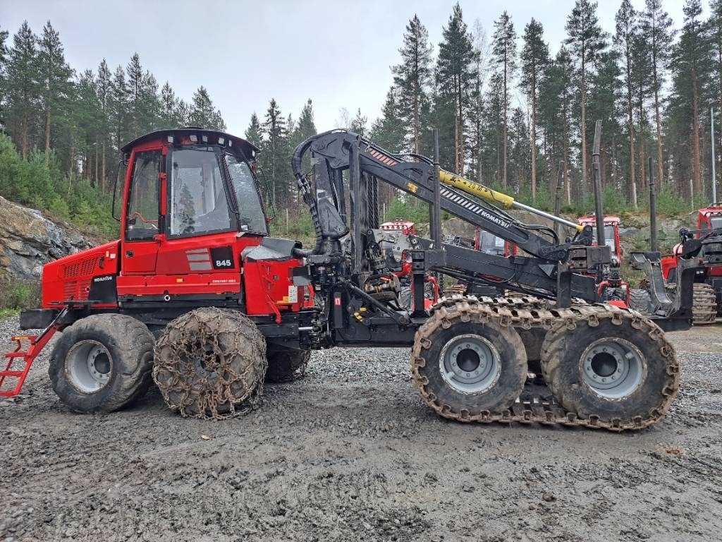 Komatsu 845 - Forwarder: das Bild 2 Komatsu 845 - Forwarder: das Bild 2