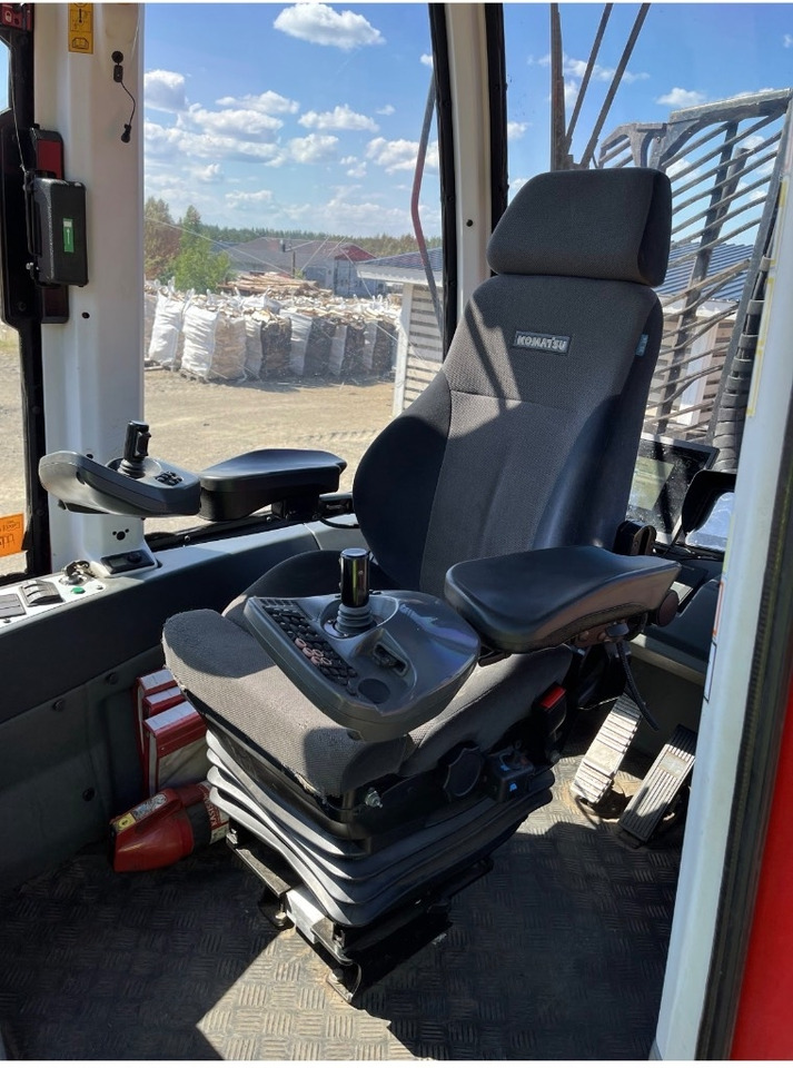 Komatsu 845 - Forwarder: das Bild 4 Komatsu 845 - Forwarder: das Bild 4